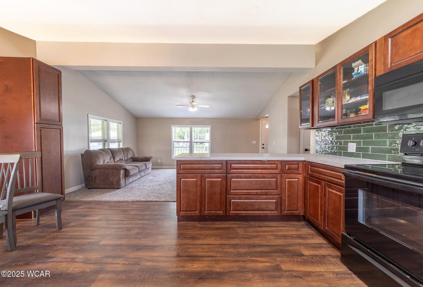 1303 Chateau Circle, Findlay, Ohio, 3 Bedrooms Bedrooms, ,2 BathroomsBathrooms,Residential,For Sale,Chateau,307349
