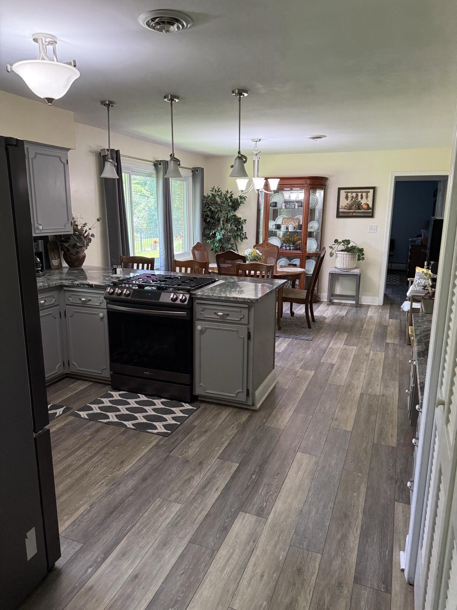 1014 Spruce Avenue, Sidney, Ohio 45365