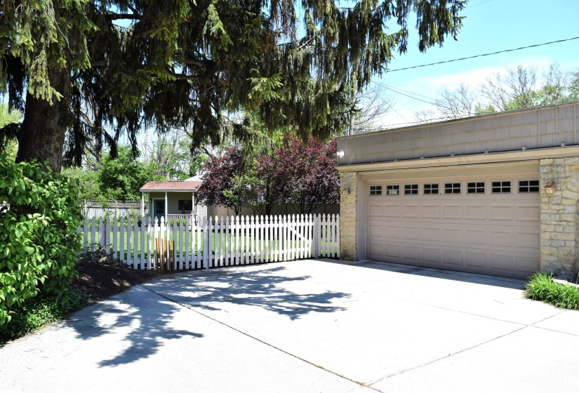 2 Car Garage