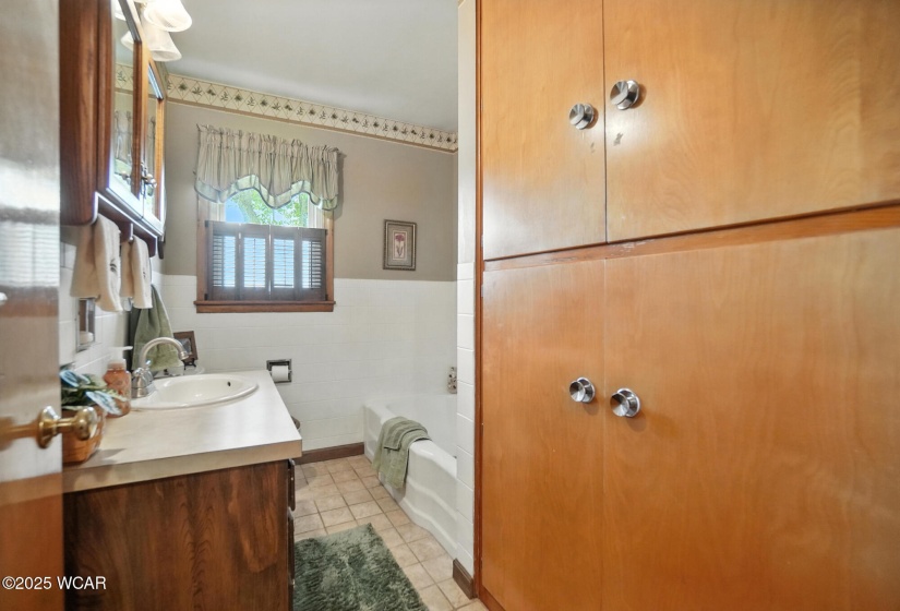 501 Washington Street, Wapakoneta, Ohio, 3 Bedrooms Bedrooms, ,1 BathroomBathrooms,Residential,For Sale,Washington,307353
