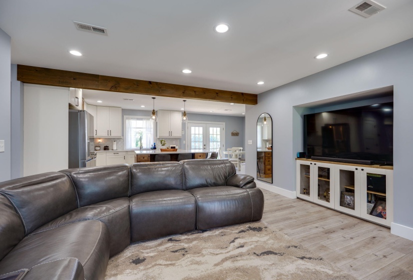 9-web-or-mls-660-blackfoot-trail