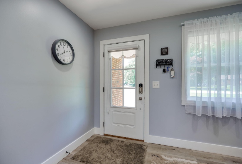 6-web-or-mls-660-blackfoot-trail
