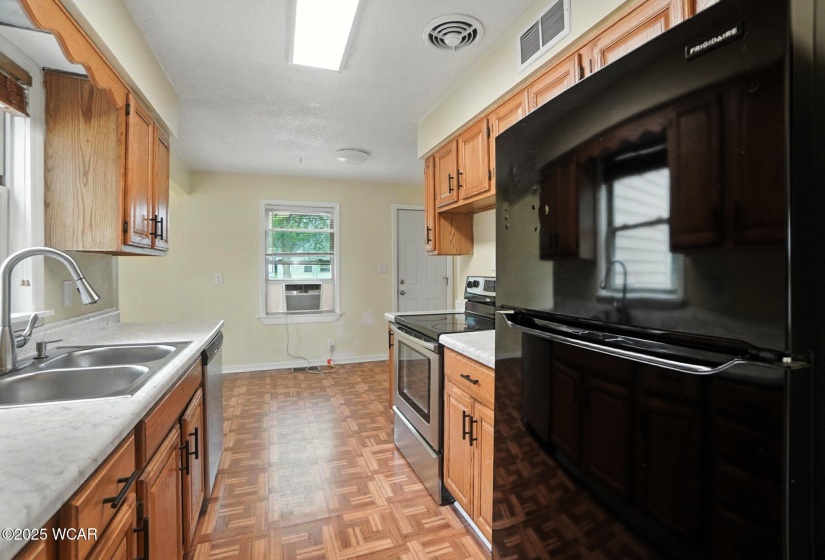215 Blackburn Drive, Lima, Ohio, 4 Bedrooms Bedrooms, ,1 BathroomBathrooms,Residential,For Sale,Blackburn,307358
