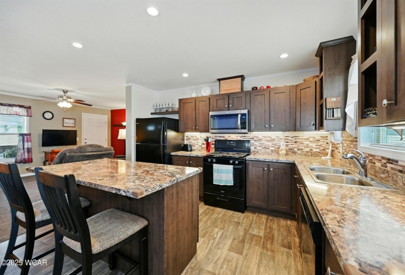 612 Lakeridge Drive, Lima, Ohio, 3 Bedrooms Bedrooms, ,2 BathroomsBathrooms,Residential,For Sale,Lakeridge,307361