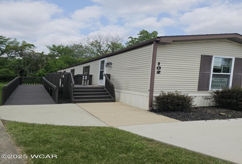 102 Deercreek Circle, Lima, Ohio, 2 Bedrooms Bedrooms, ,1 BathroomBathrooms,Residential,For Sale,Deercreek,307343