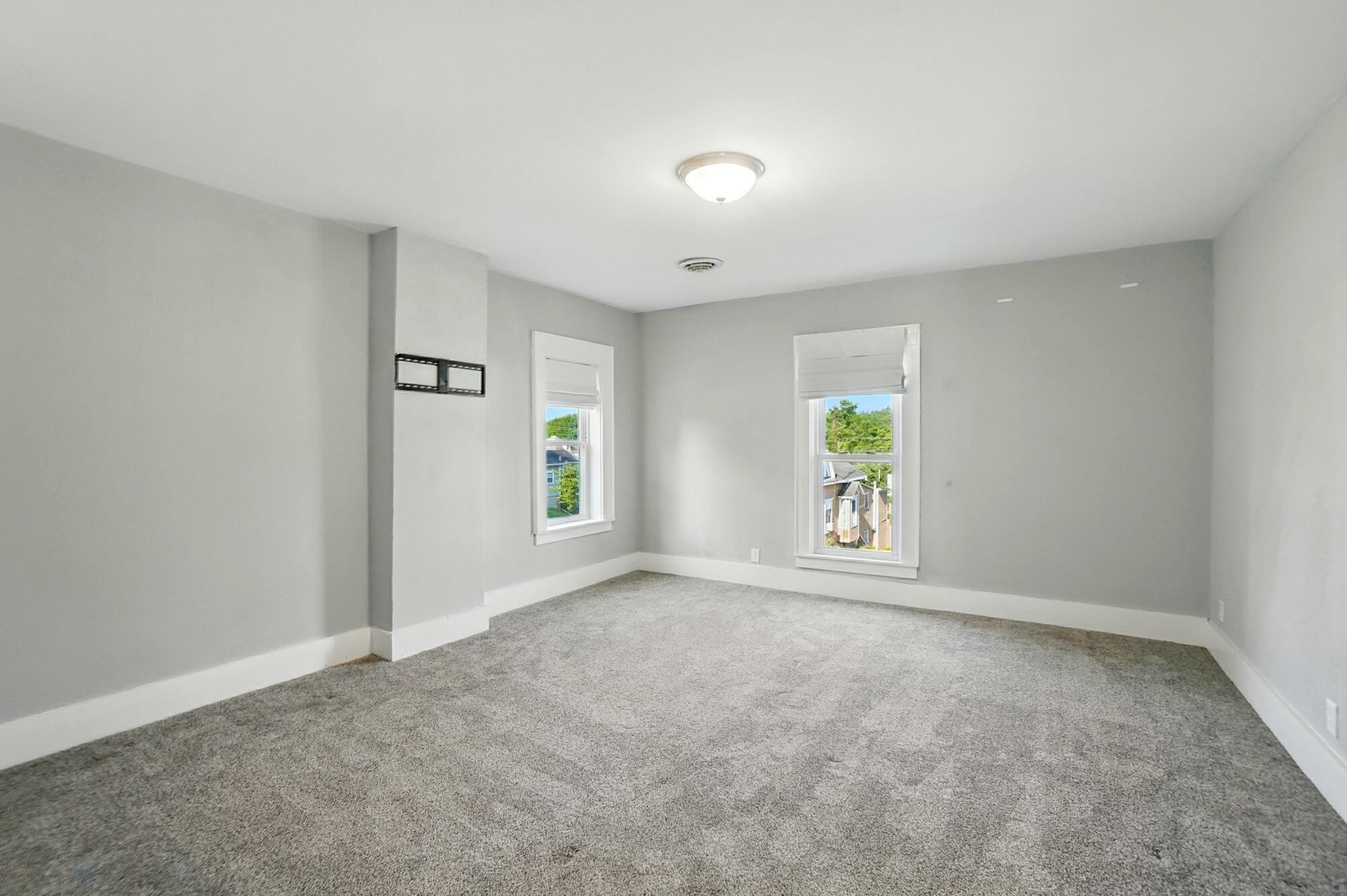 180 Pearl Street, Covington, Ohio 45318