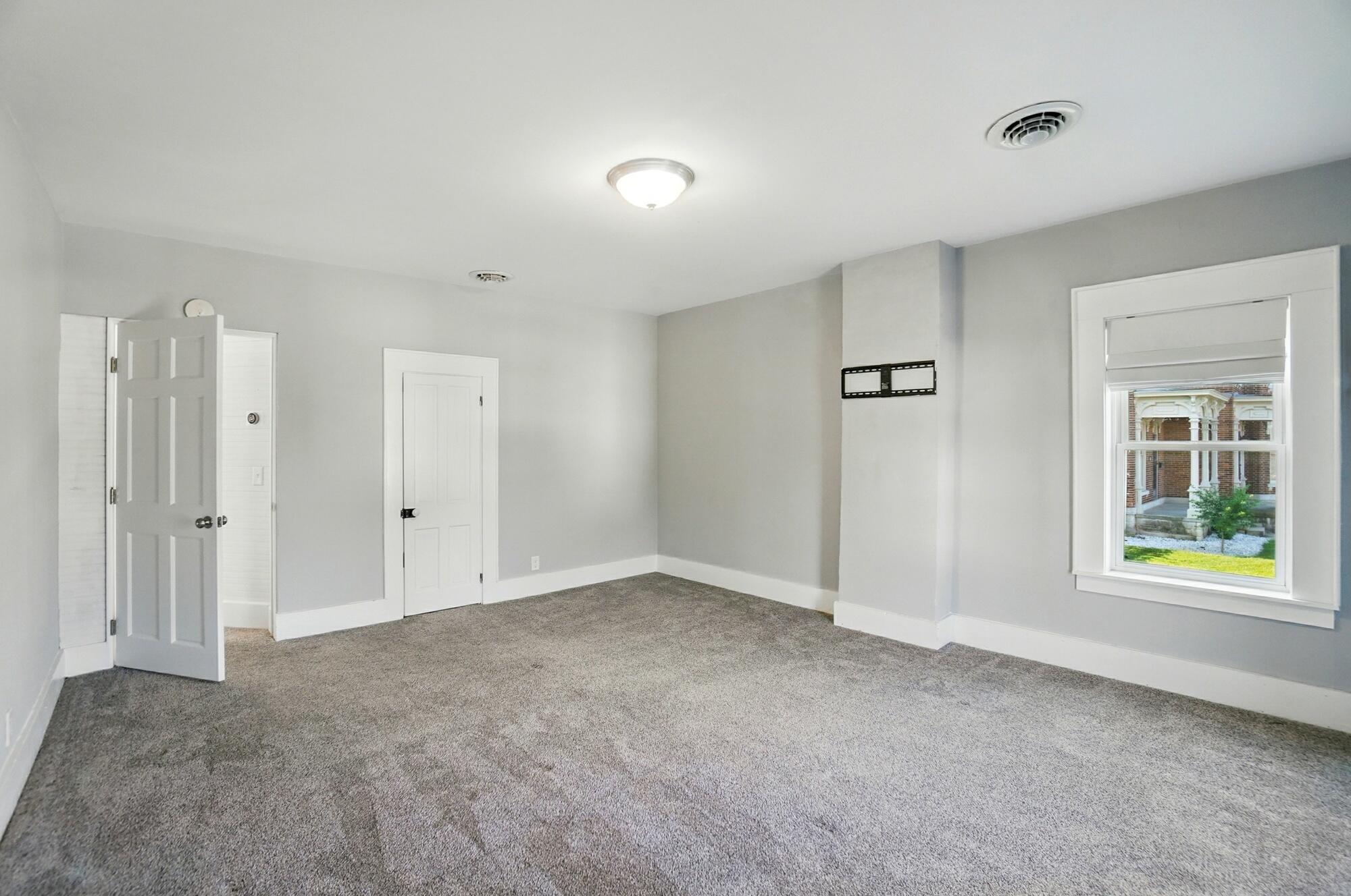 180 Pearl Street, Covington, Ohio 45318