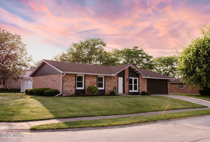 2503 Collins Drive, Sidney, Ohio, 3 Bedrooms Bedrooms, ,1 BathroomBathrooms,Residential,For Sale,Collins,307363