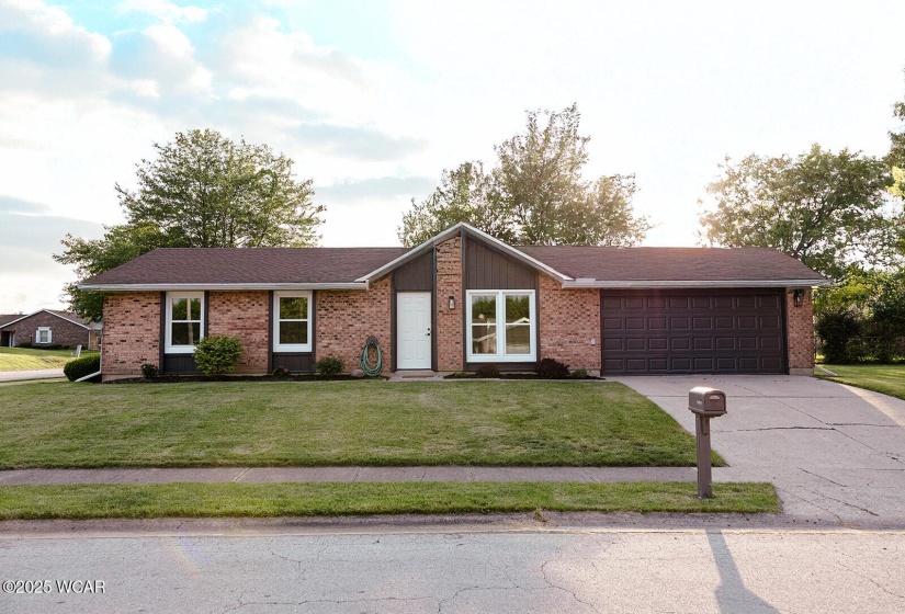 2503 Collins Drive, Sidney, Ohio, 3 Bedrooms Bedrooms, ,1 BathroomBathrooms,Residential,For Sale,Collins,307363