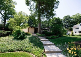 125 Hawthorne Road, Springfield, Ohio 45504, 4 Bedrooms Bedrooms, ,4 BathroomsBathrooms,Residential,For Sale,Hawthorne,1039315