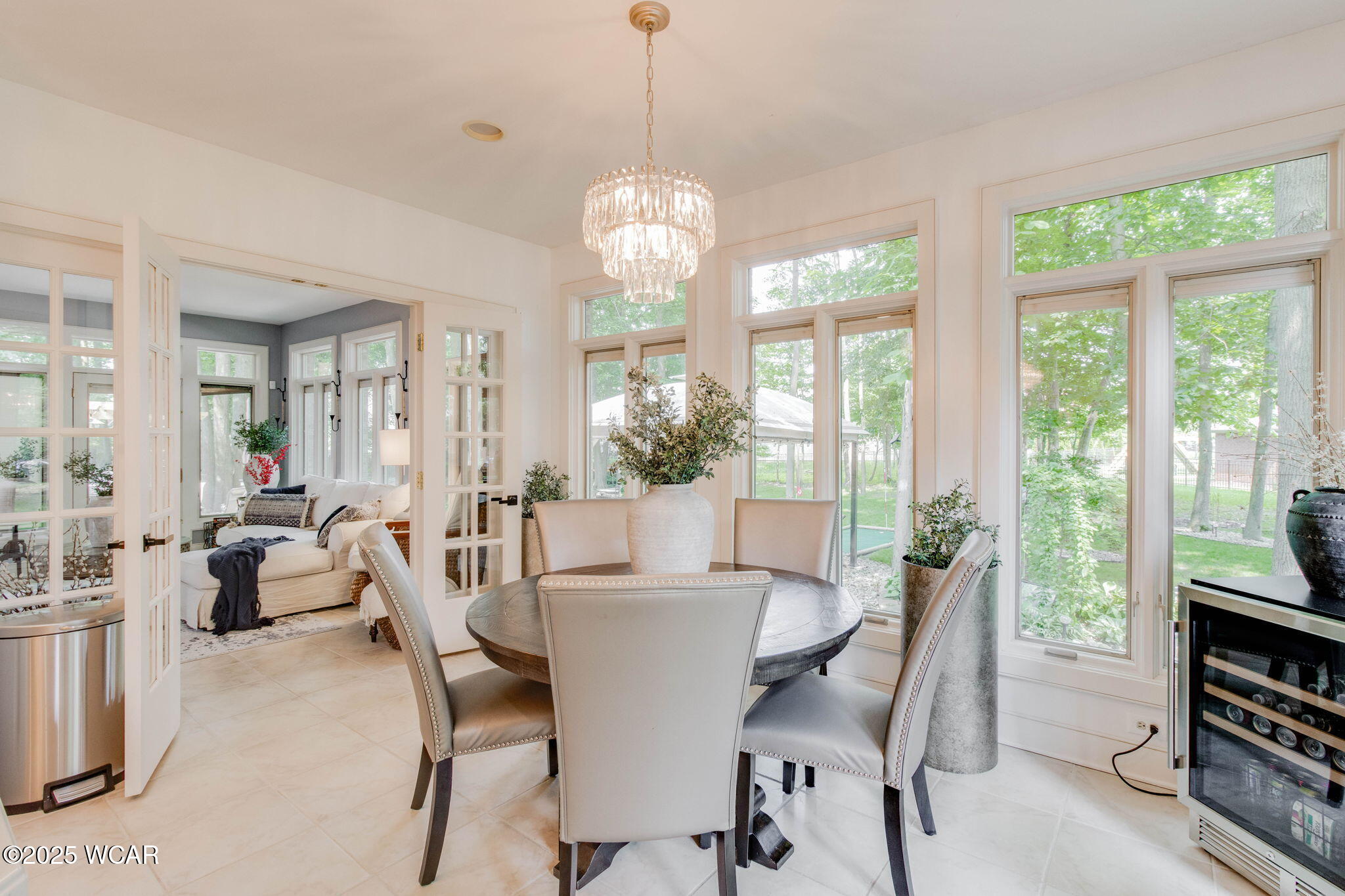 450 Snow Trail Drive, Findlay, Ohio