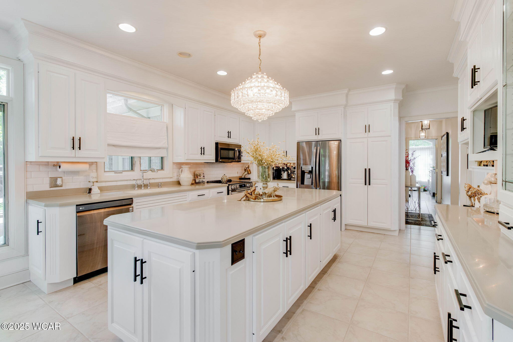 450 Snow Trail Drive, Findlay, Ohio