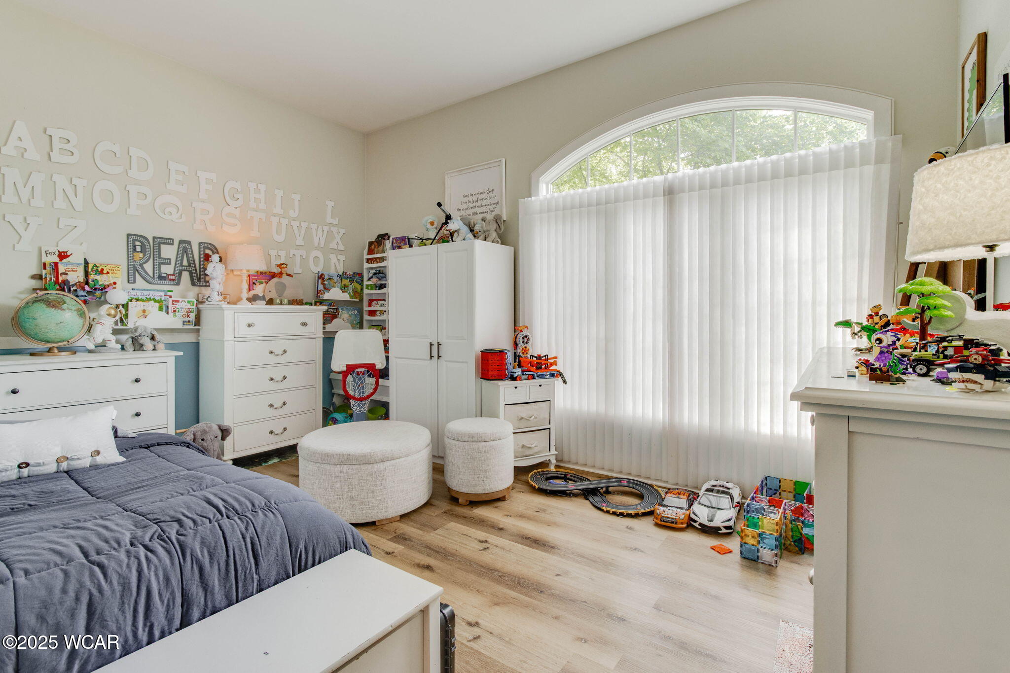 450 Snow Trail Drive, Findlay, Ohio