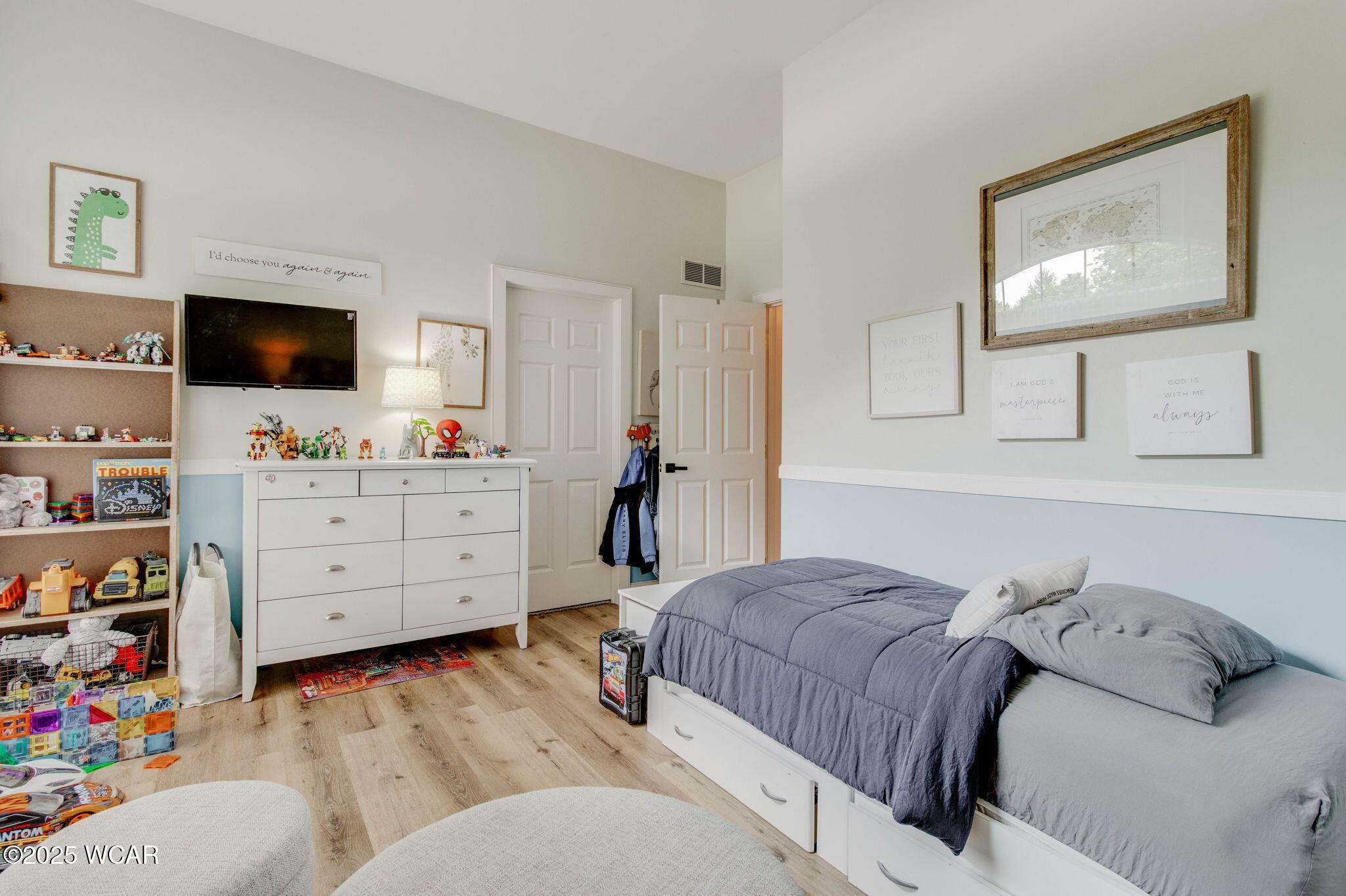 450 Snow Trail Drive, Findlay, Ohio