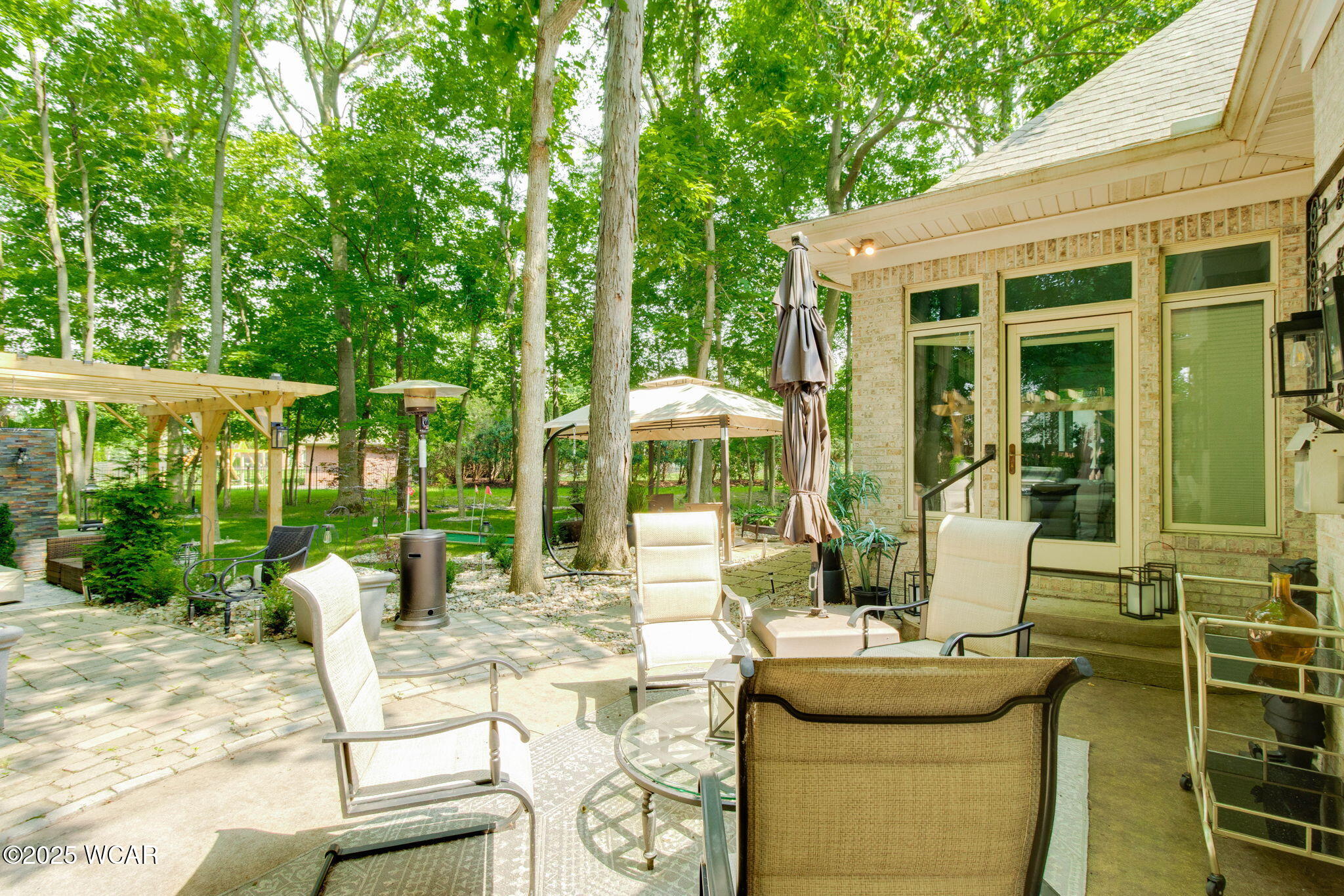 450 Snow Trail Drive, Findlay, Ohio