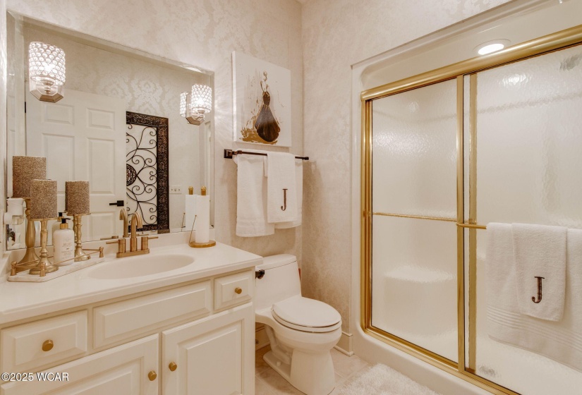 450 Snow Trail Drive, Findlay, Ohio, 3 Bedrooms Bedrooms, ,3 BathroomsBathrooms,Residential,For Sale,Snow Trail,307371