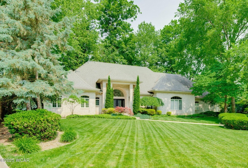 450 Snow Trail Drive, Findlay, Ohio, 3 Bedrooms Bedrooms, ,3 BathroomsBathrooms,Residential,For Sale,Snow Trail,307371