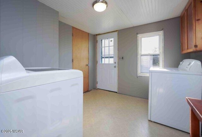 7560 Lugabill Road, Bluffton, Ohio, 3 Bedrooms Bedrooms, ,1 BathroomBathrooms,Residential,For Sale,Lugabill,307373