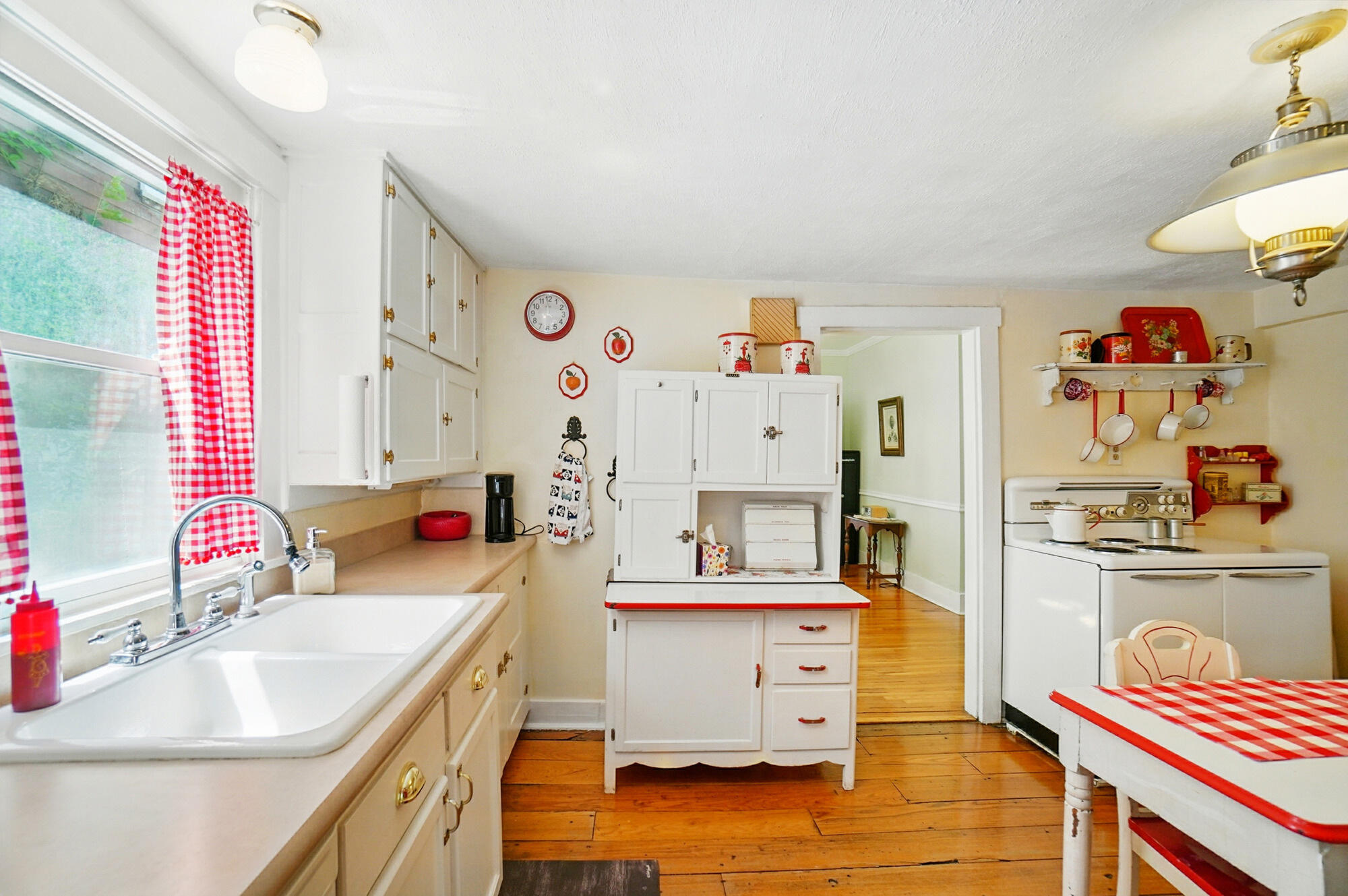 64 Chillicothe Street, South Charleston, Ohio 45368