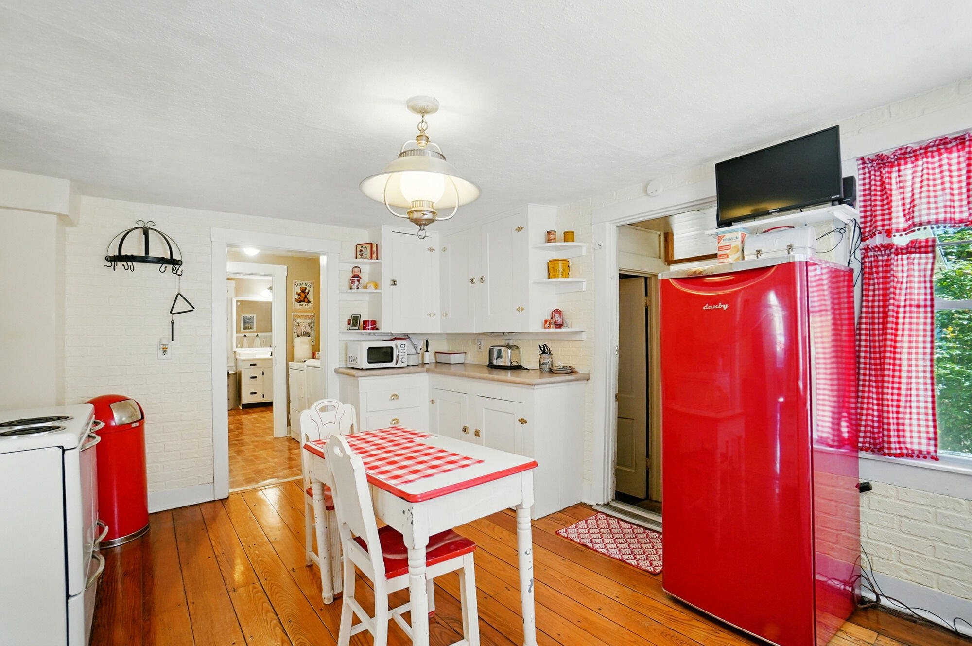 64 Chillicothe Street, South Charleston, Ohio 45368