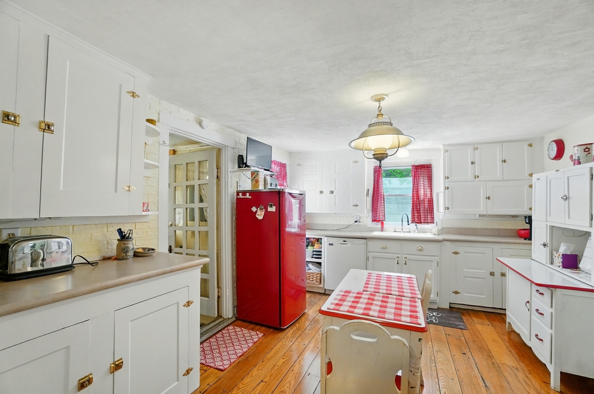 64 Chillicothe Street, South Charleston, Ohio 45368