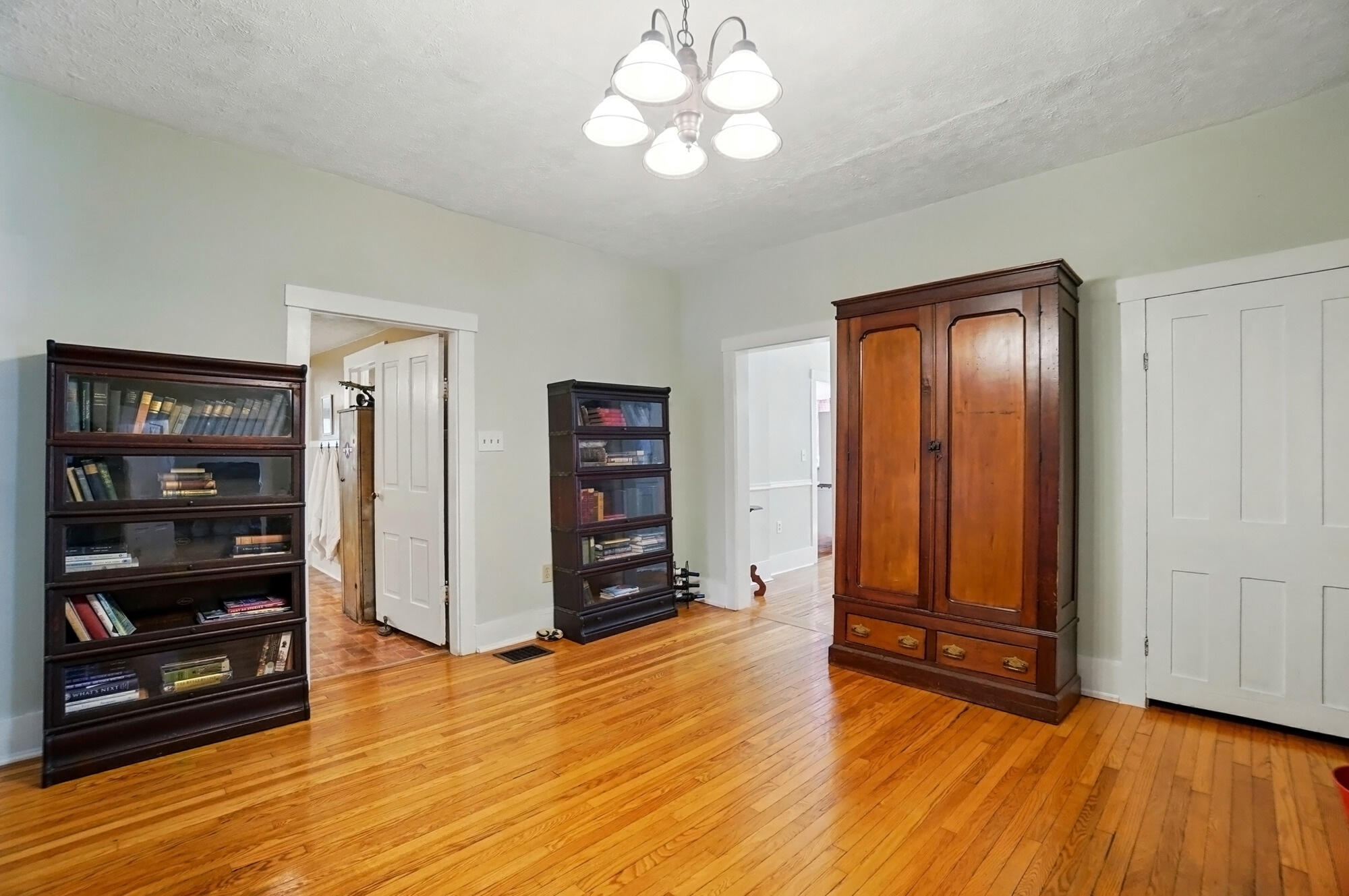64 Chillicothe Street, South Charleston, Ohio 45368