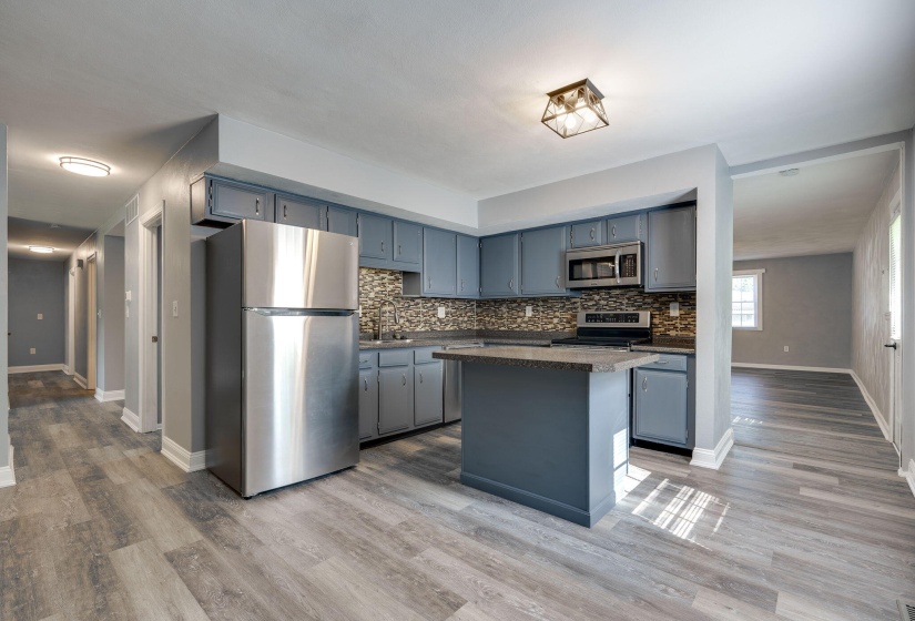 16-web-or-mls-4029-lyndell-dr