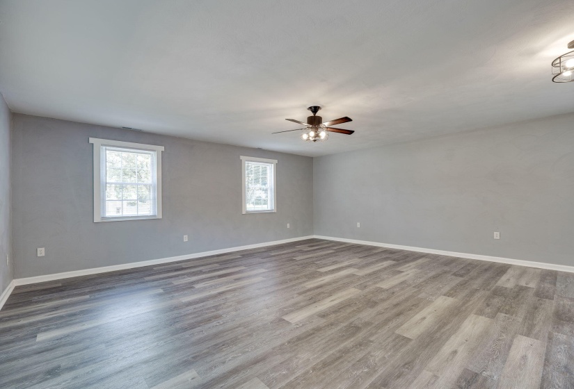 20-web-or-mls-4029-lyndell-dr