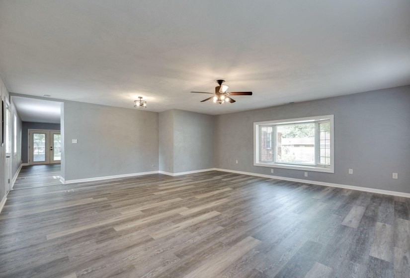21-web-or-mls-4029-lyndell-dr