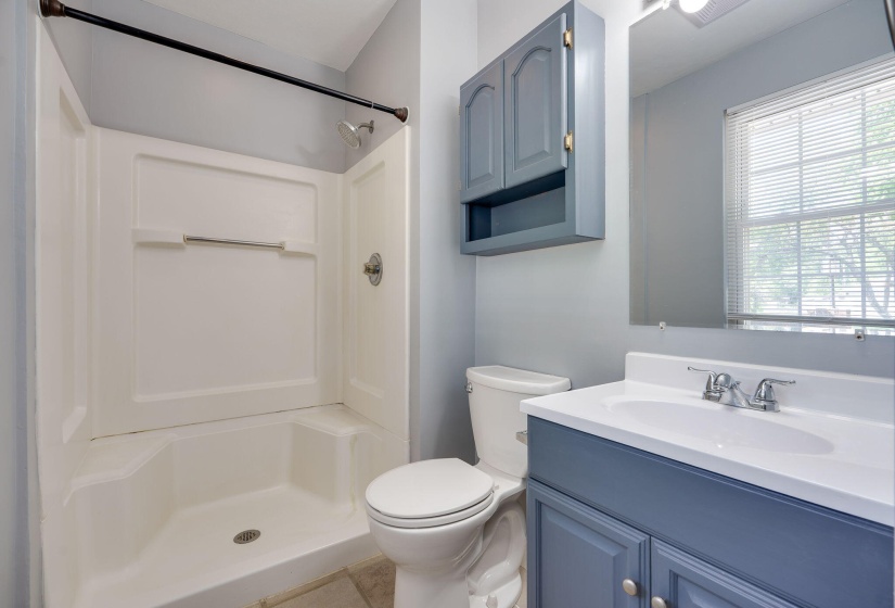 25-web-or-mls-4029-lyndell-dr