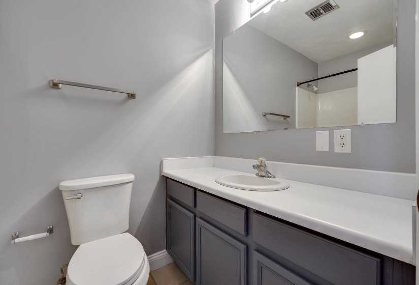 30-web-or-mls-4029-lyndell-dr
