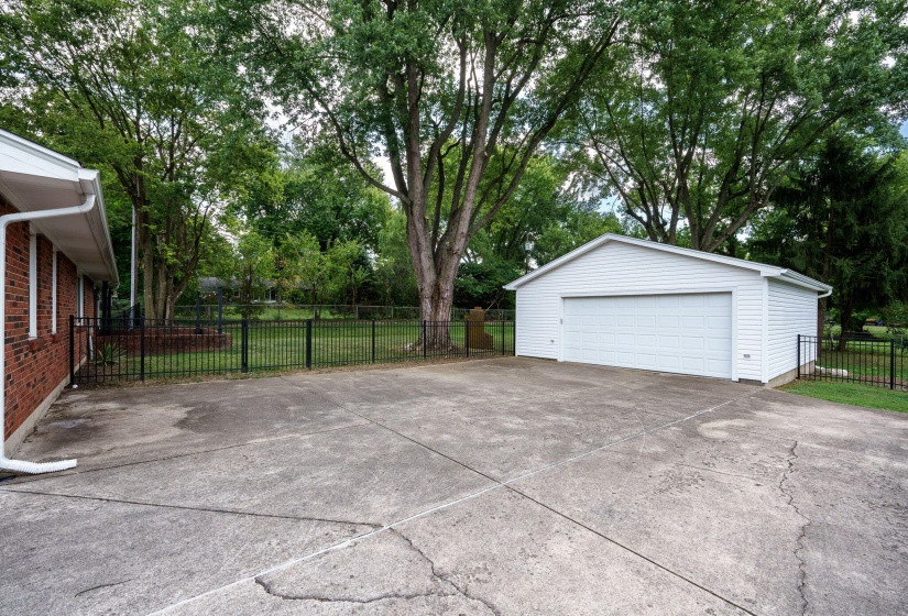 34-web-or-mls-4029-lyndell-dr
