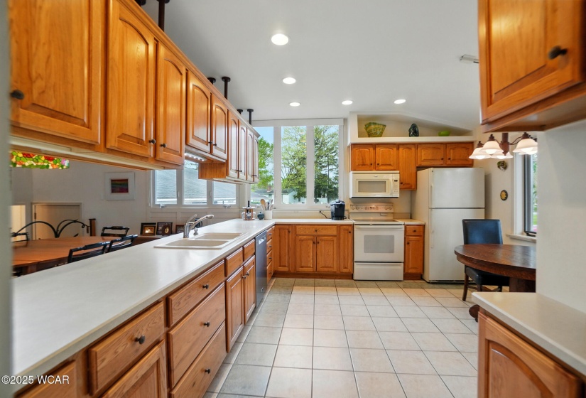 1275 Winterberry Drive, Lima, Ohio, 2 Bedrooms Bedrooms, ,2 BathroomsBathrooms,Residential,For Sale,Winterberry,306990
