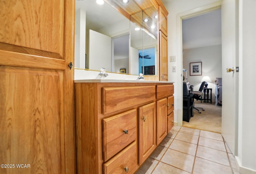 1275 Winterberry Drive, Lima, Ohio, 2 Bedrooms Bedrooms, ,2 BathroomsBathrooms,Residential,For Sale,Winterberry,306990
