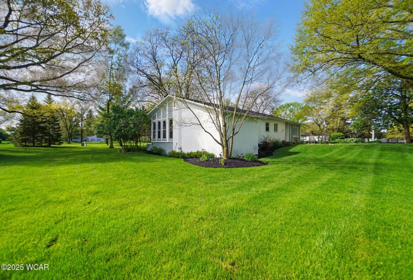 1275 Winterberry Drive, Lima, Ohio, 2 Bedrooms Bedrooms, ,2 BathroomsBathrooms,Residential,For Sale,Winterberry,306990