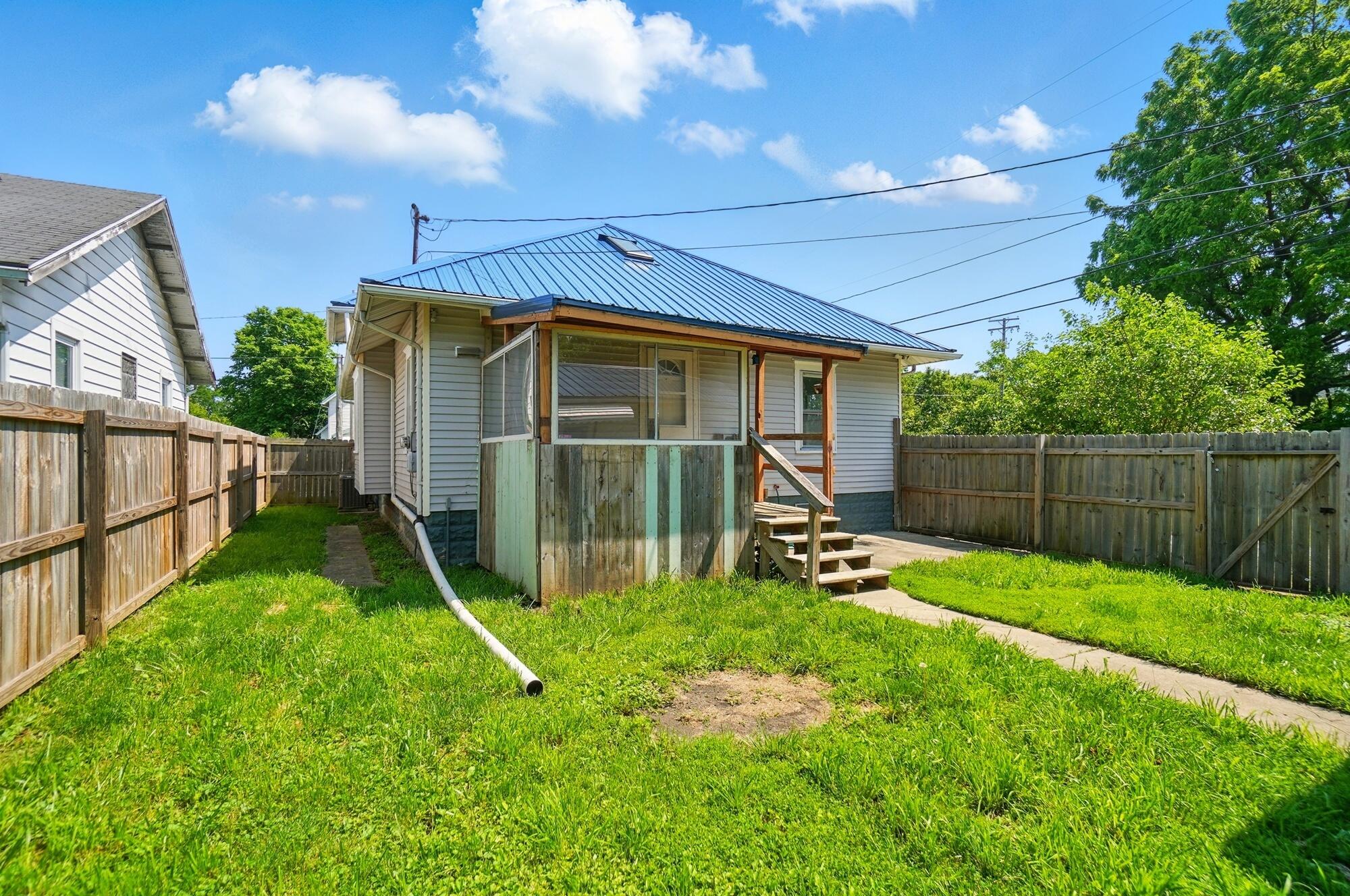 2327 Kenilworth Avenue, Springfield, Ohio 45505