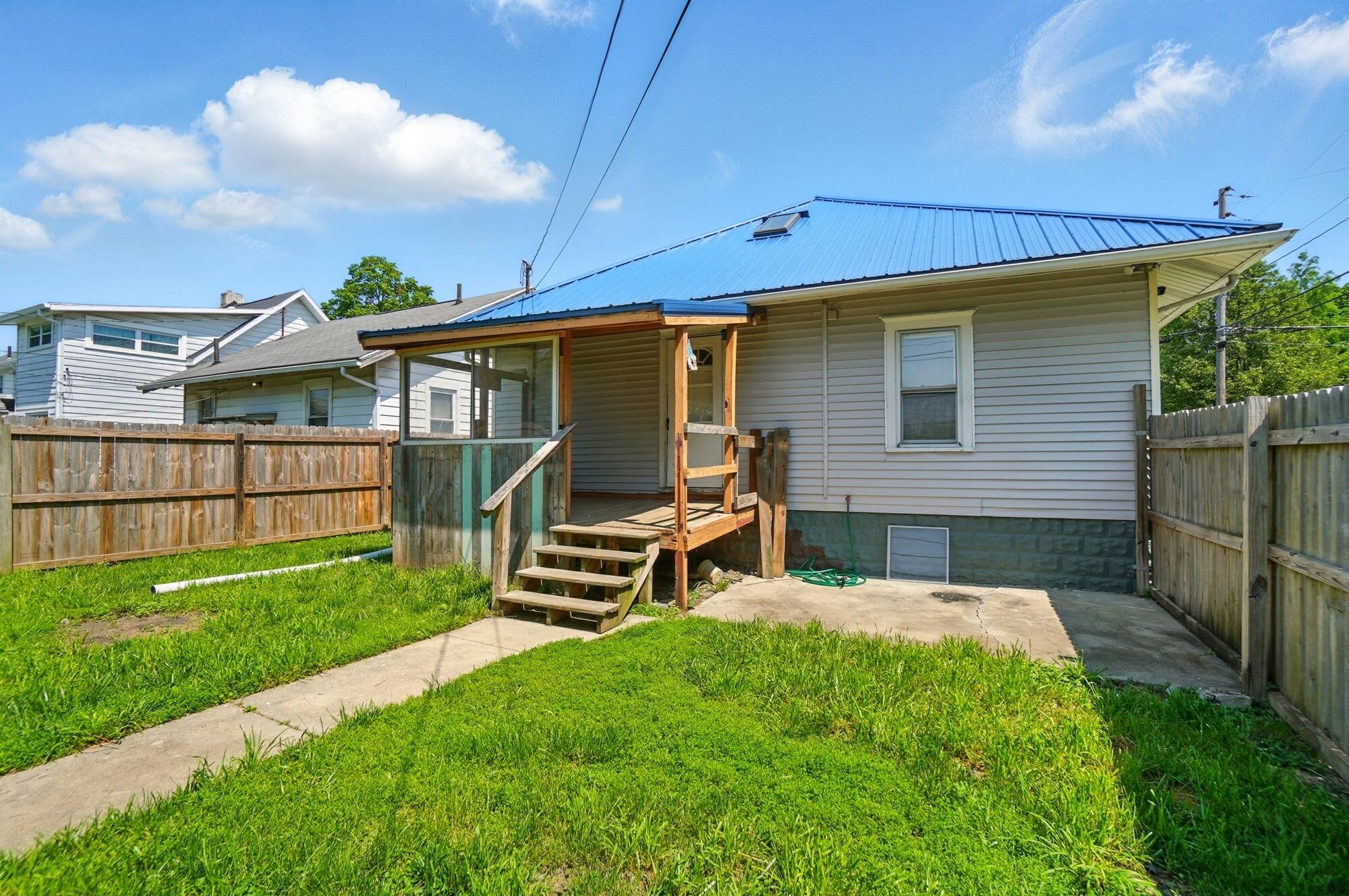 2327 Kenilworth Avenue, Springfield, Ohio 45505