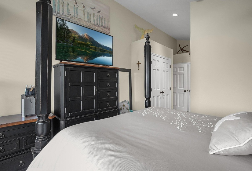20-web-or-mls-1250-e-choctaw-dr