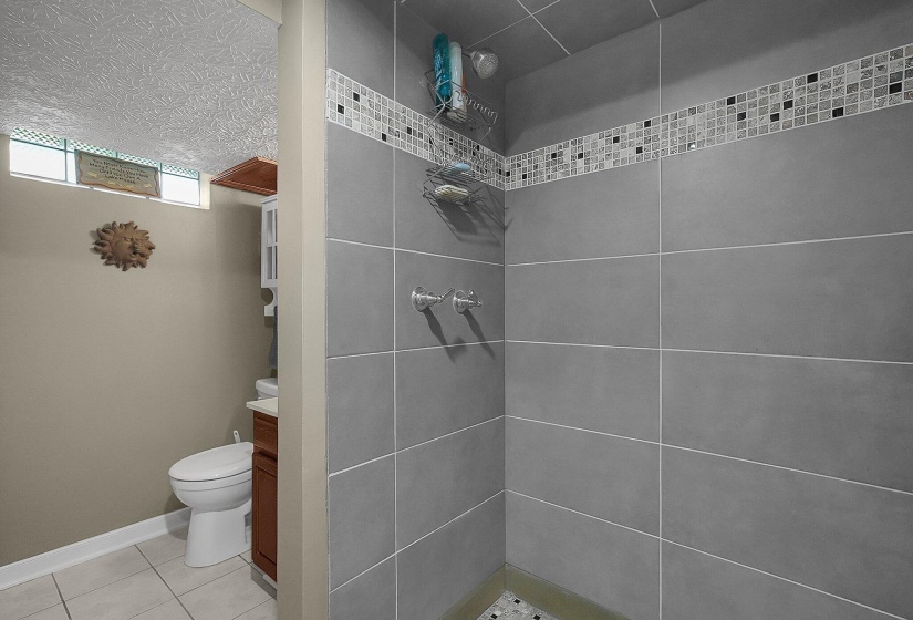 29-web-or-mls-1250-e-choctaw-dr