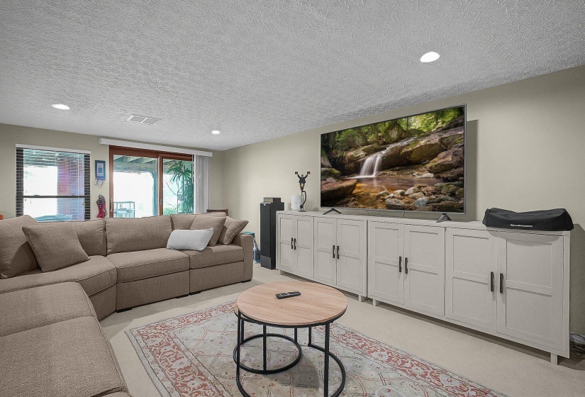 34-web-or-mls-1250-e-choctaw-dr