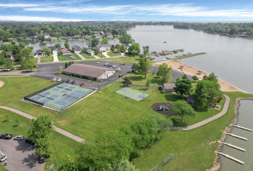60-web-or-mls-1250-e-choctaw-dr