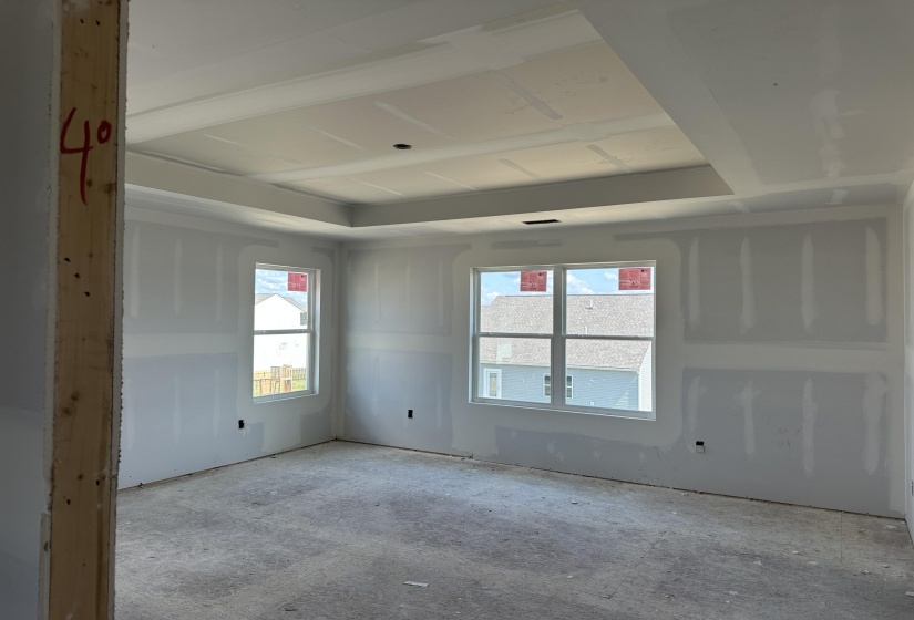 614 Lois Lane Primary Bedroom