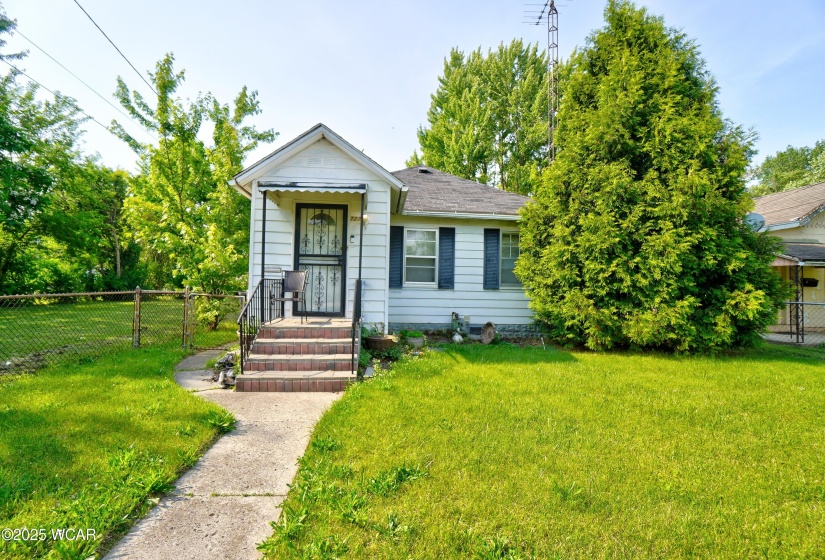 727 Catalpa Avenue, Lima, Ohio, 2 Bedrooms Bedrooms, ,1 BathroomBathrooms,Residential,For Sale,Catalpa,307382