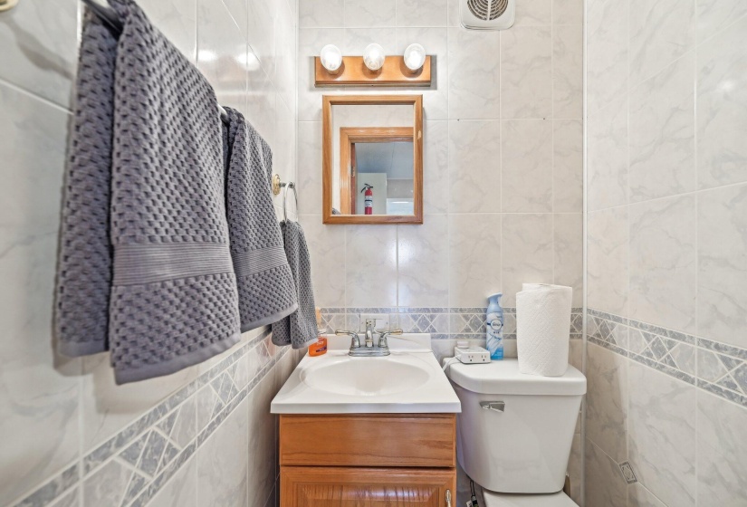 1-web-or-mls-College St-2204-028