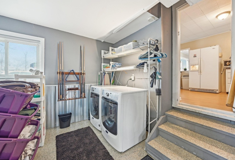 1-web-or-mls-College St-2204-017