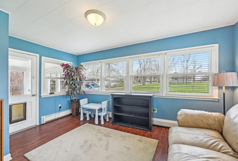 1-web-or-mls-College St-2204-022