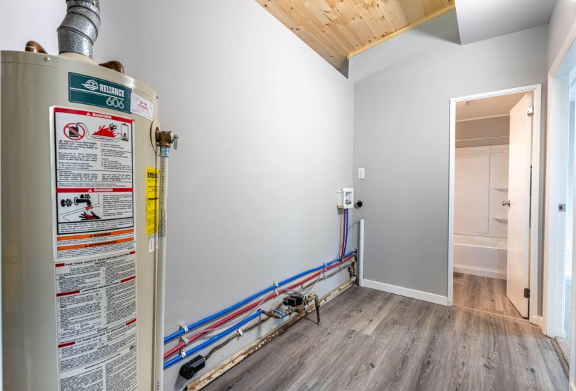 322 Galewood-14