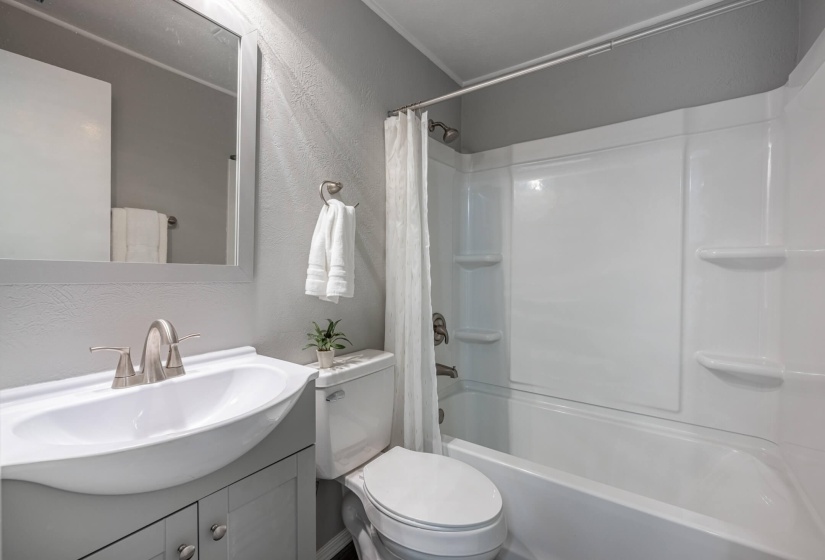 322 Galewood-15