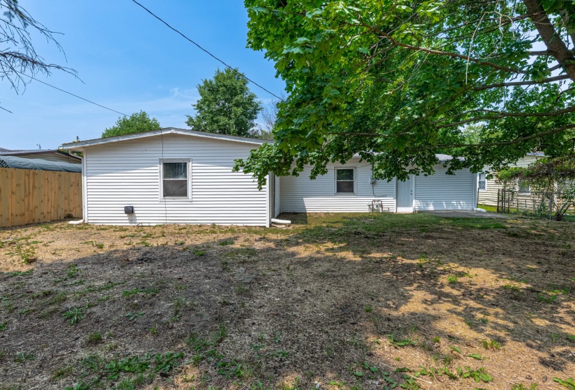 322 Galewood-21
