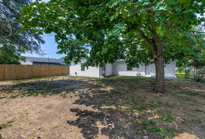 322 Galewood-22